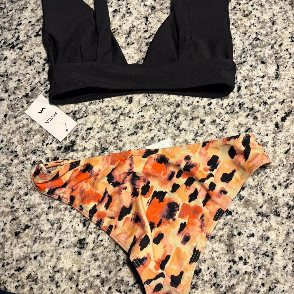 NWT RVCA/Volcom bundle - Picture 2 of 2